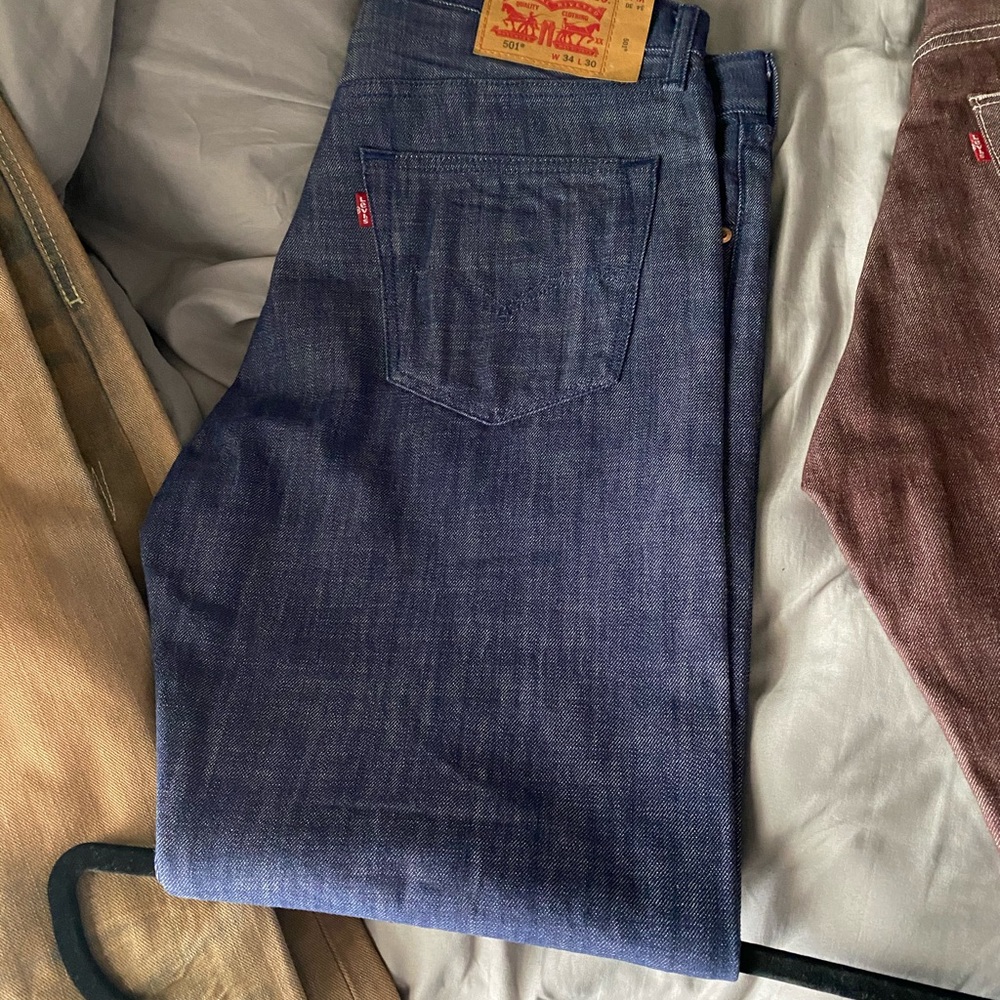 Levi’s - Picture 7 of 7